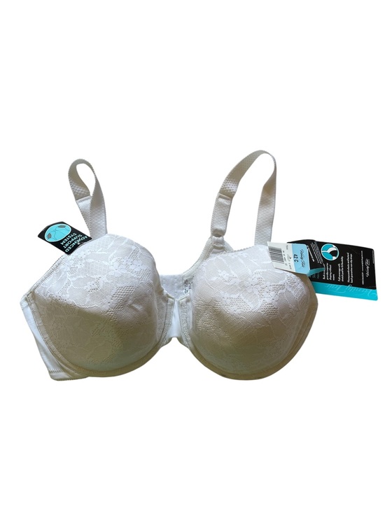 Vanity Fair Other - Vanity Fair White Lace Underwire Bra with Molded Cups 42C Brand New!